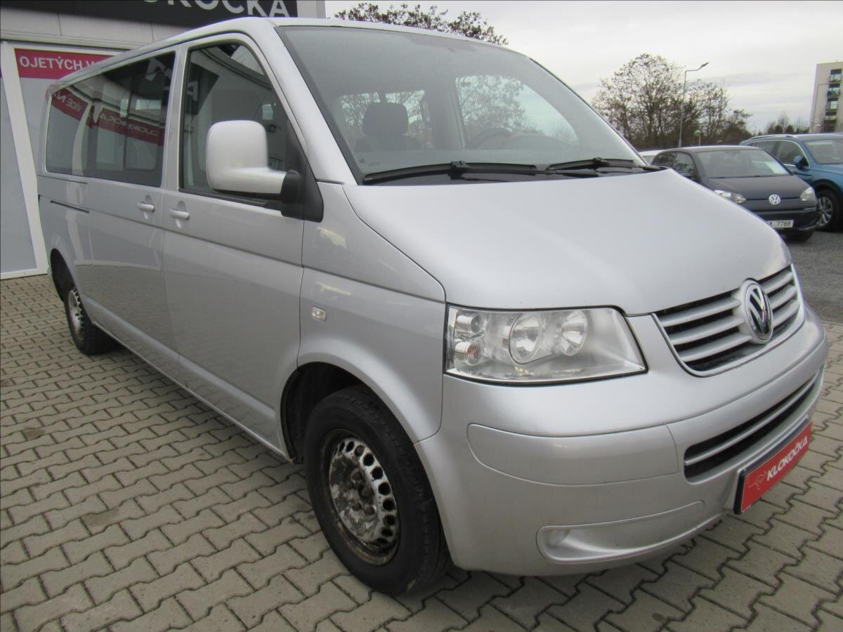 Volkswagen Caravelle MPV 2,5 l 96 kw