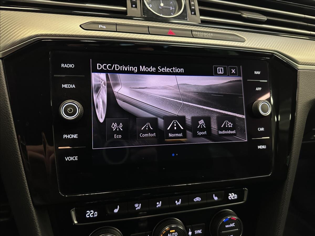 Volkswagen Passat Sedan / Limuzína 2,0 l 162 kw