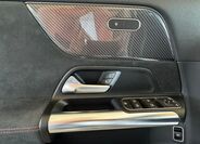 Mercedes-Benz GLA 10