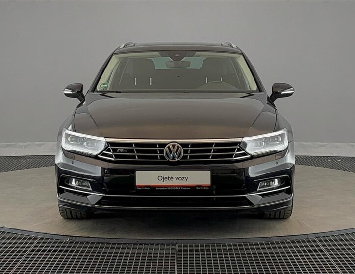Volkswagen Passat Kombi 2,0 l 176 kw