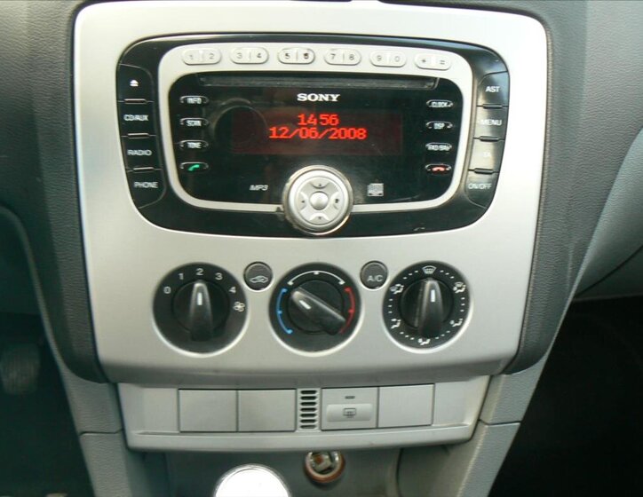 Ford Focus Hatchback 1,6 l 74 kw