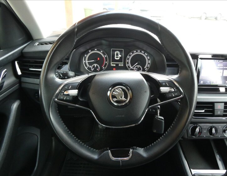 Škoda Scala Hatchback 999,0 81 kw