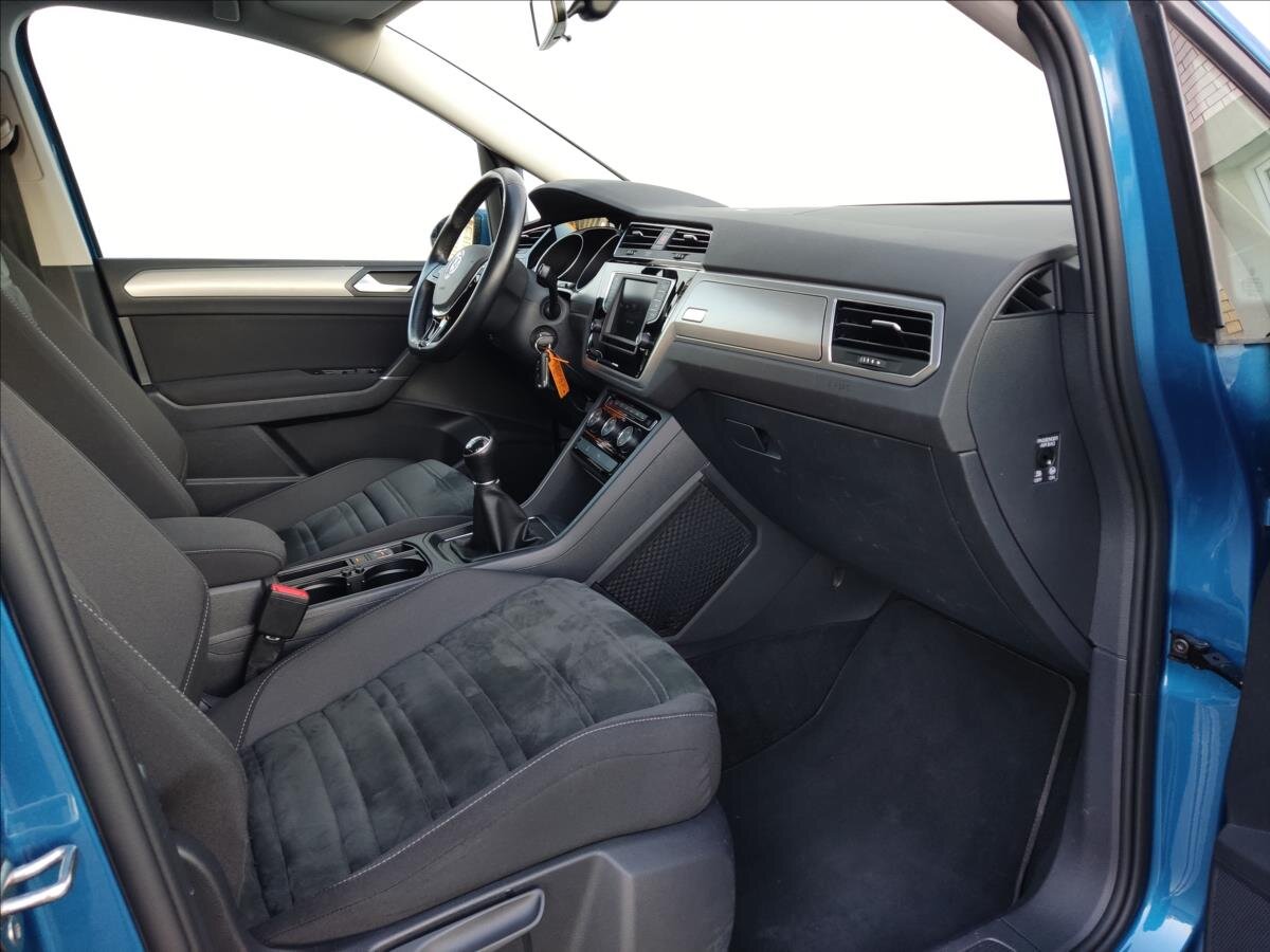 Volkswagen Touran MPV 1,2 l 81 kw