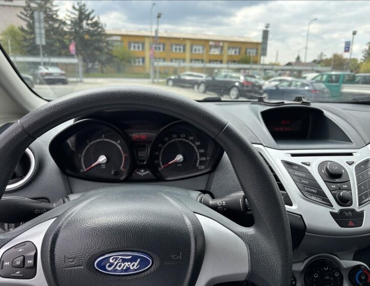 Ford Fiesta Hatchback 1,4 l 51 kw