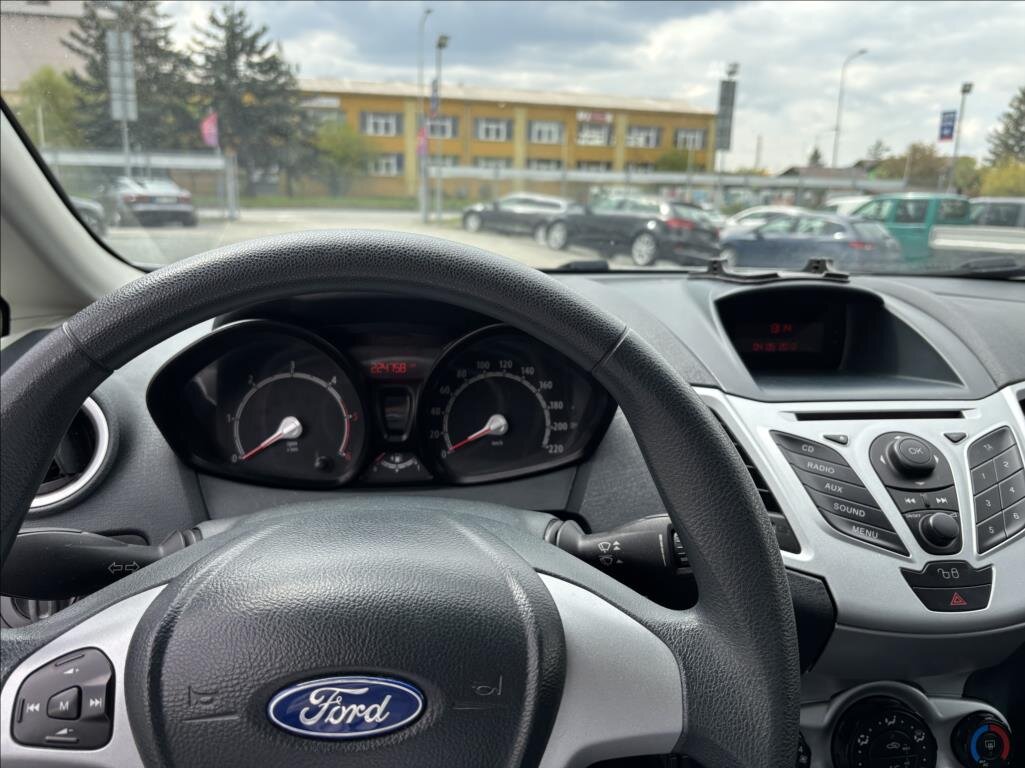 Ford Fiesta Hatchback 1,4 l 51 kw
