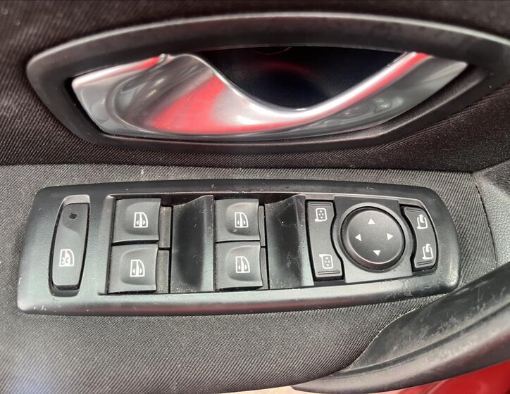 Renault Laguna Liftback 1,5 l 81 kw