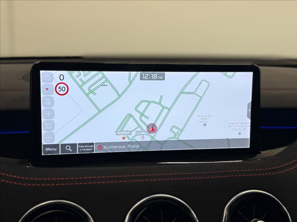 KIA Stinger Liftback 3,3 l 269 kw