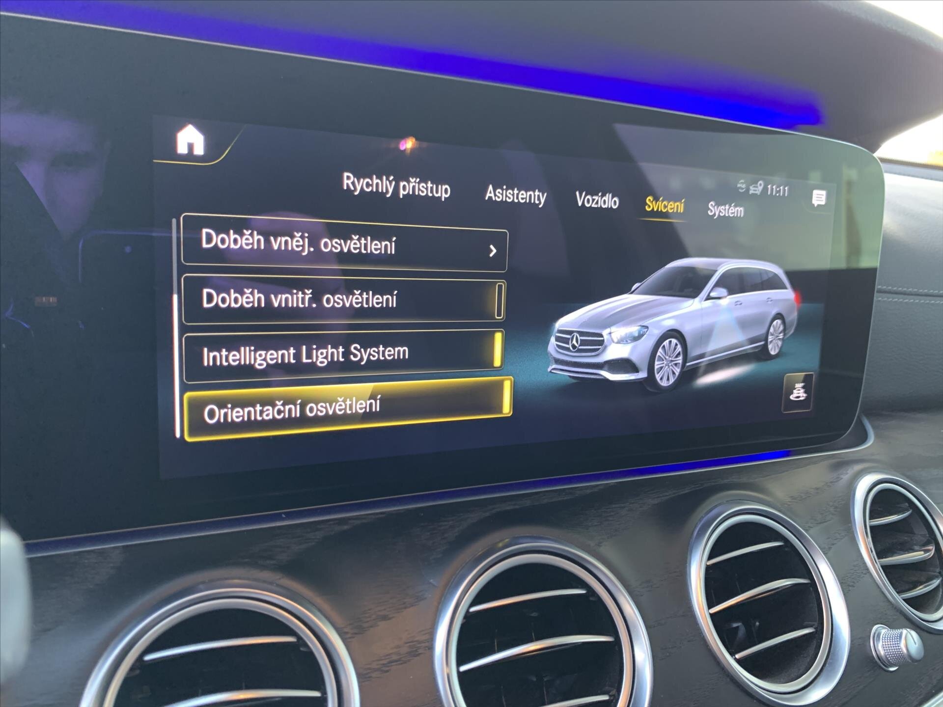 Mercedes-Benz Třídy E Kombi 2,0 l 143 kw