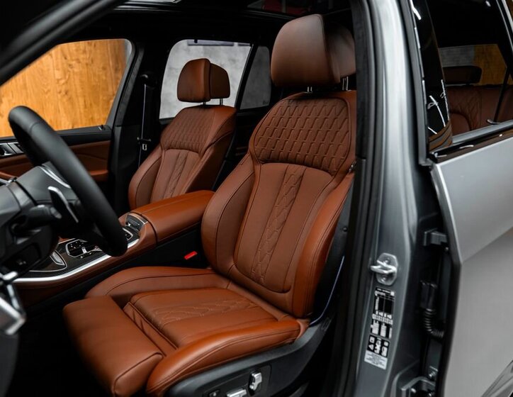 BMW X5 SUV 3,0 l 210 kw