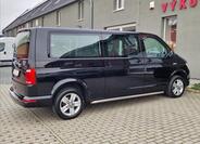 Volkswagen Multivan 11