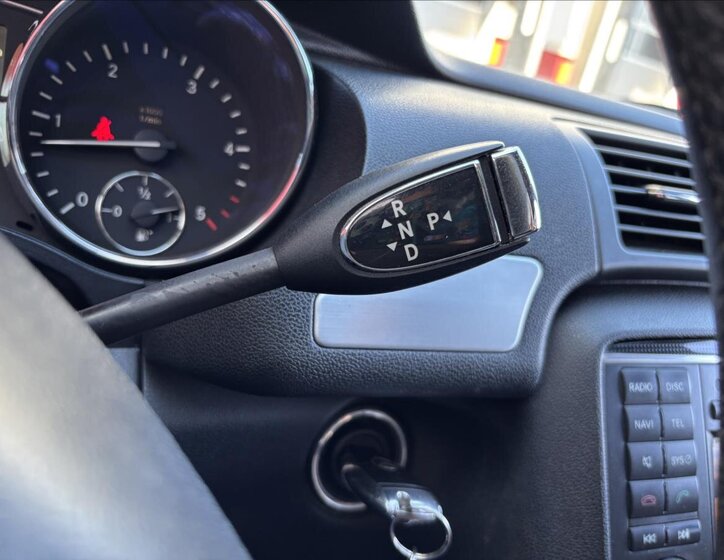 Mercedes-Benz Třídy R Kombi 3,0 l 165 kw