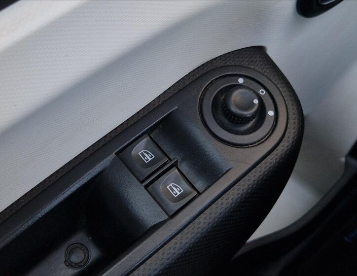 Renault Twingo Hatchback 1,0 l 54 kw