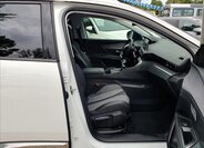 Peugeot 5008 SUV 2,0 l 110 kw