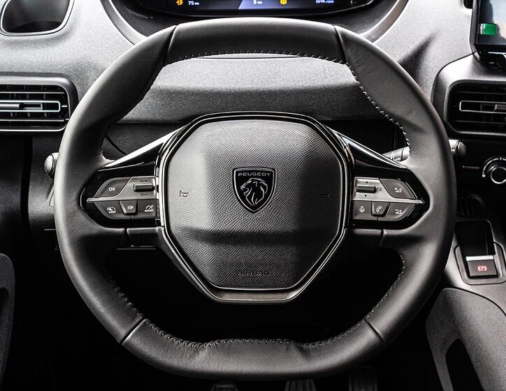 Peugeot Rifter MPV 1,5 l 96 kw