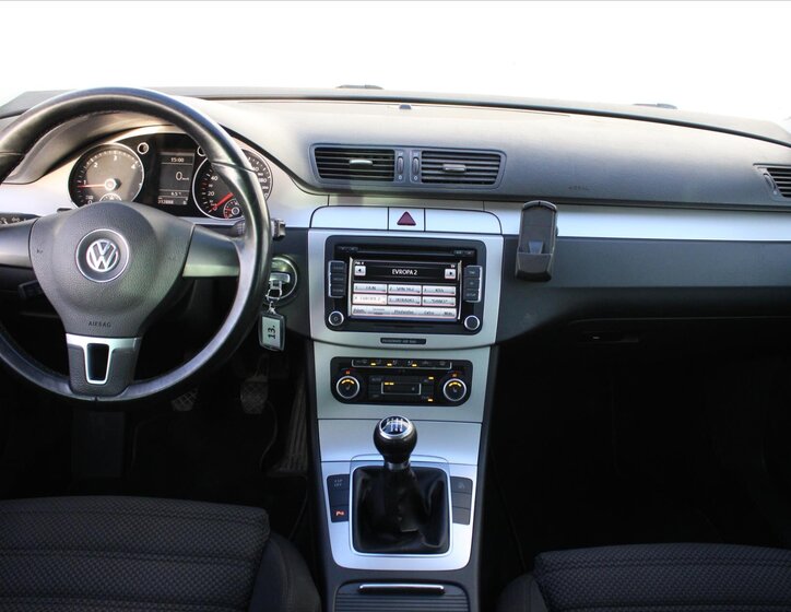 Volkswagen Passat 14