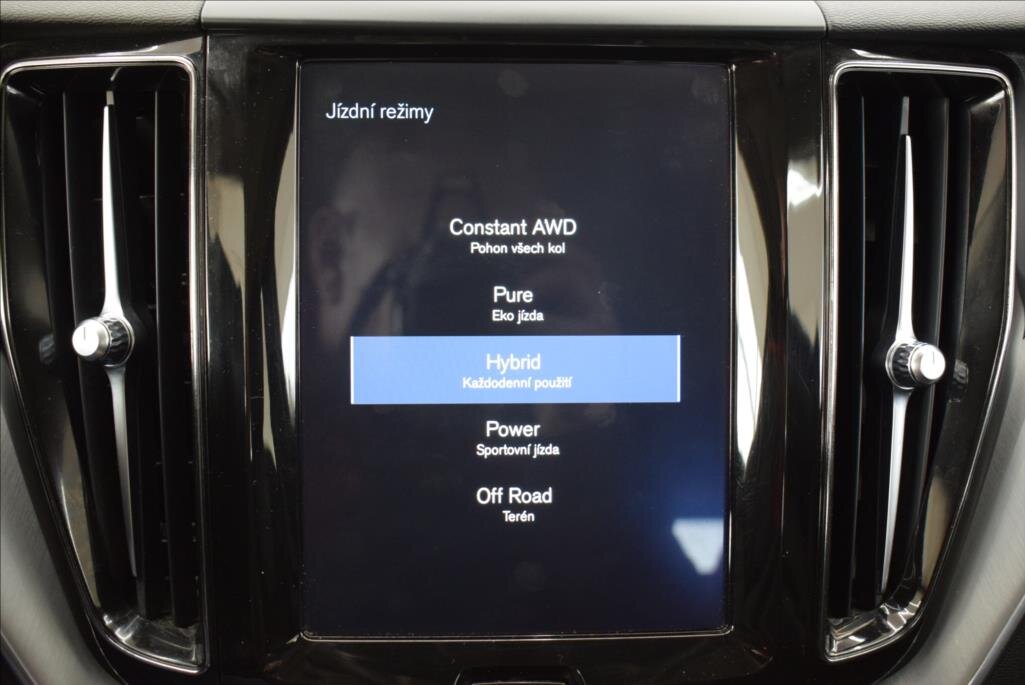 Volvo XC60 SUV 2,0 l 223 kw