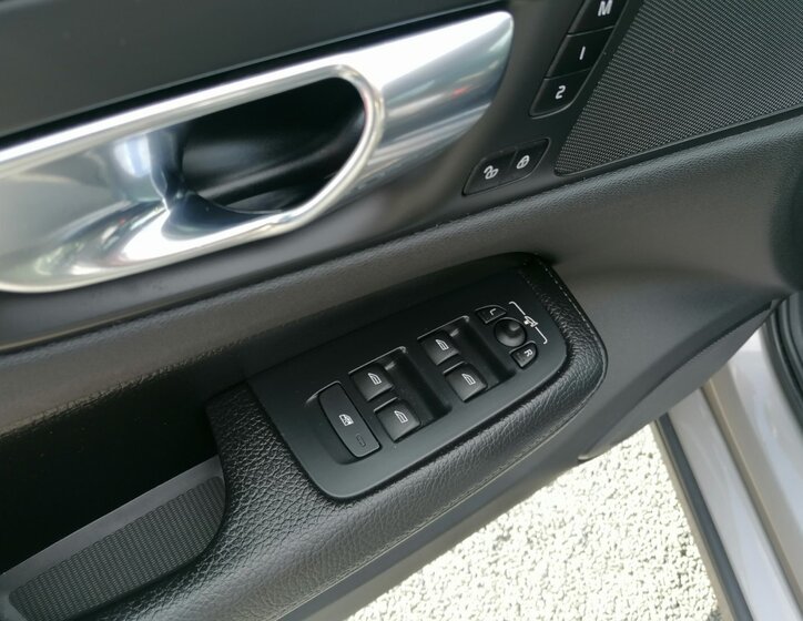 Volvo V60 Kombi 2,0 l 110 kw