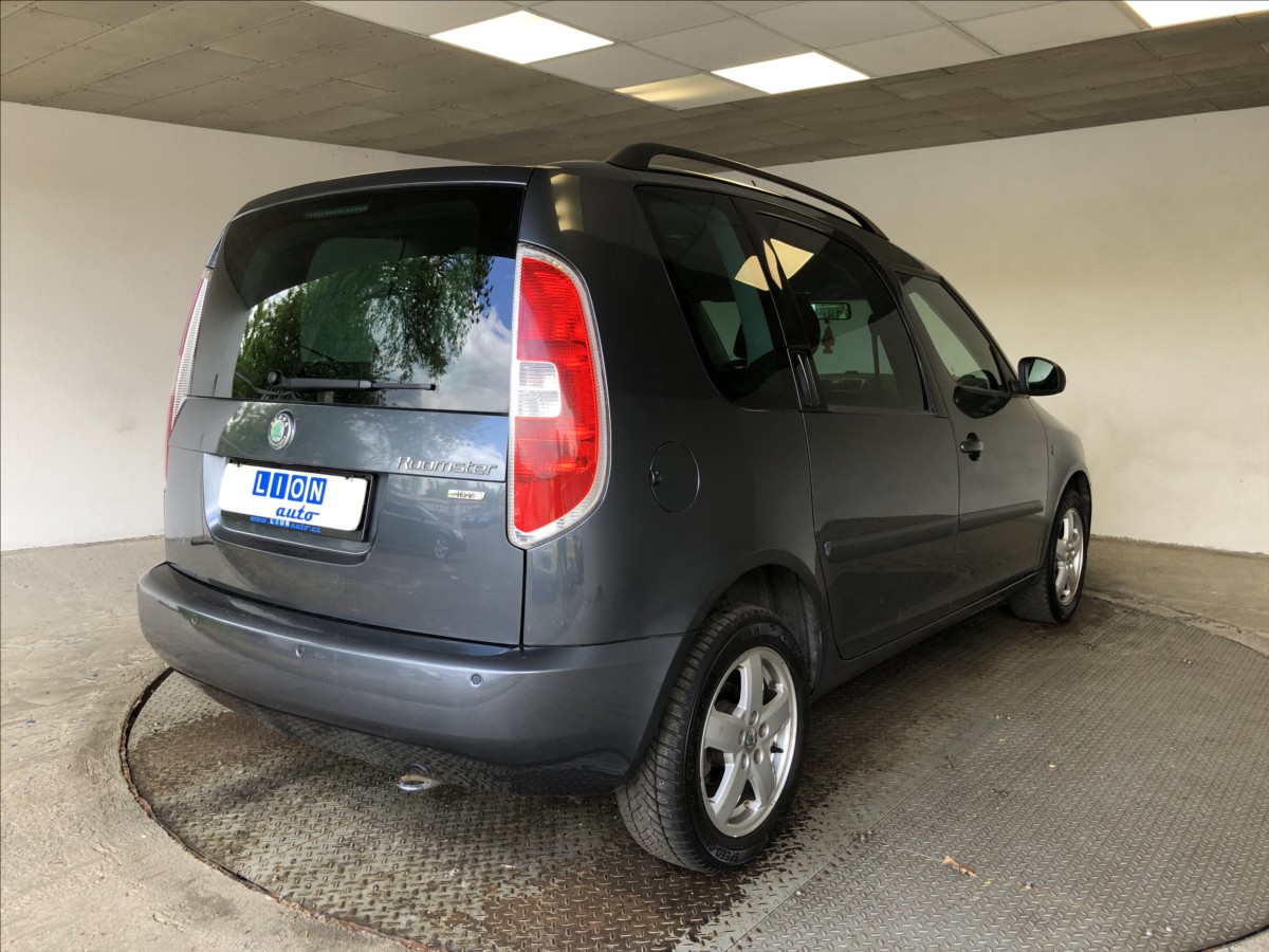 Škoda Roomster
