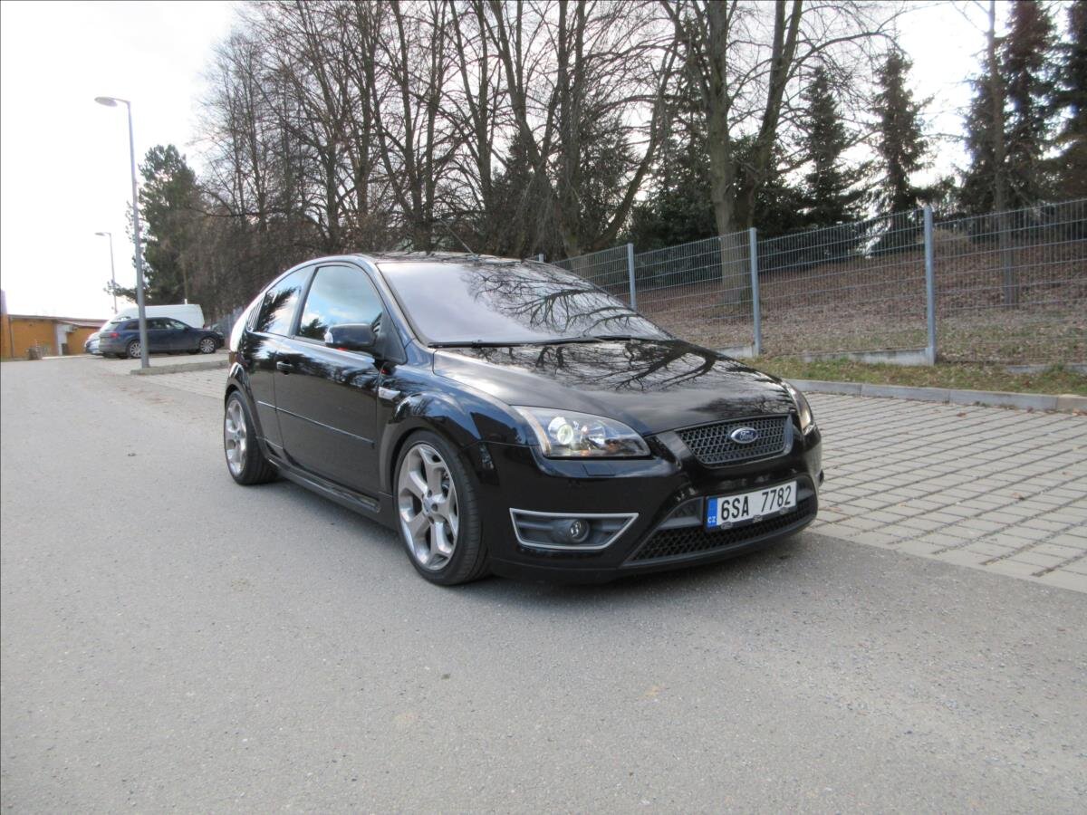 Ford Focus Hatchback 2,5 l 166 kw