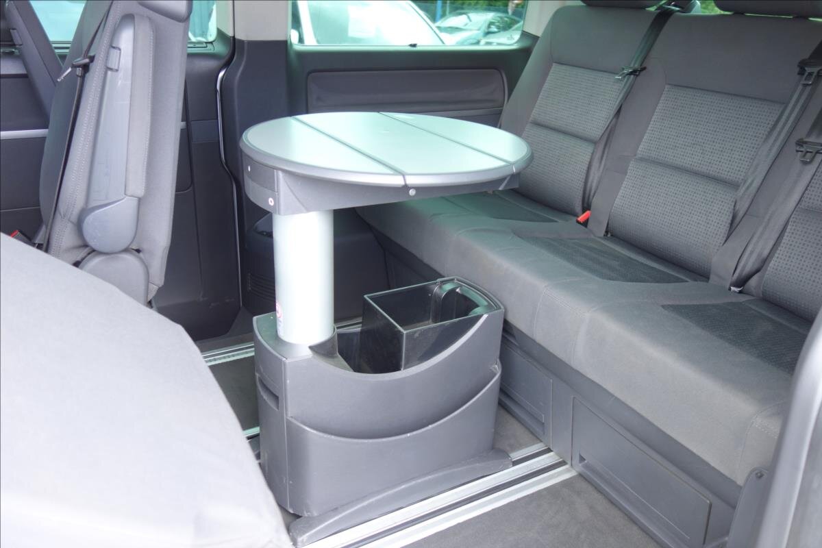 Volkswagen Multivan Kombi 2,5 l 128 kw