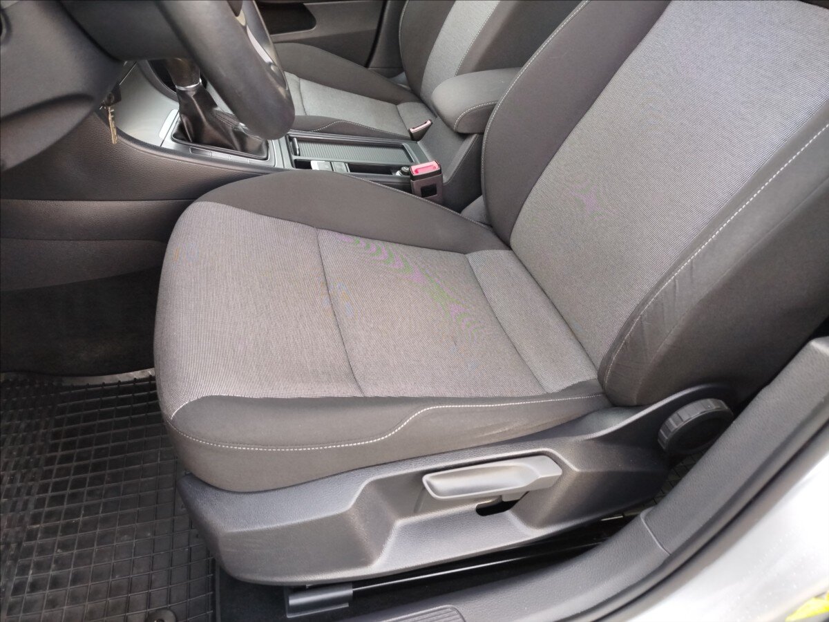 Volkswagen Golf Hatchback 1,4 l 90 kw