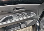 Mitsubishi Outlander SUV 2,0 l 110 kw