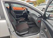 KIA Rio 14