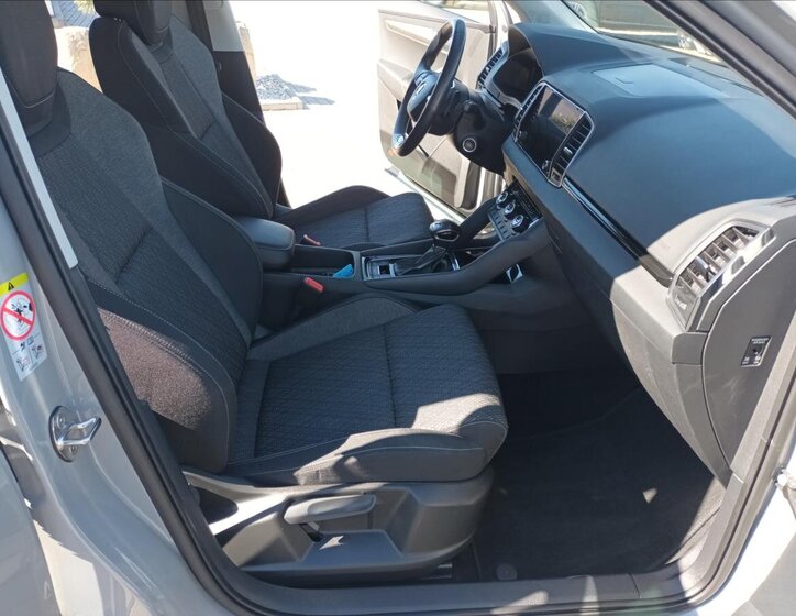 Škoda Karoq SUV / Terénní 2,0 l 110 kw