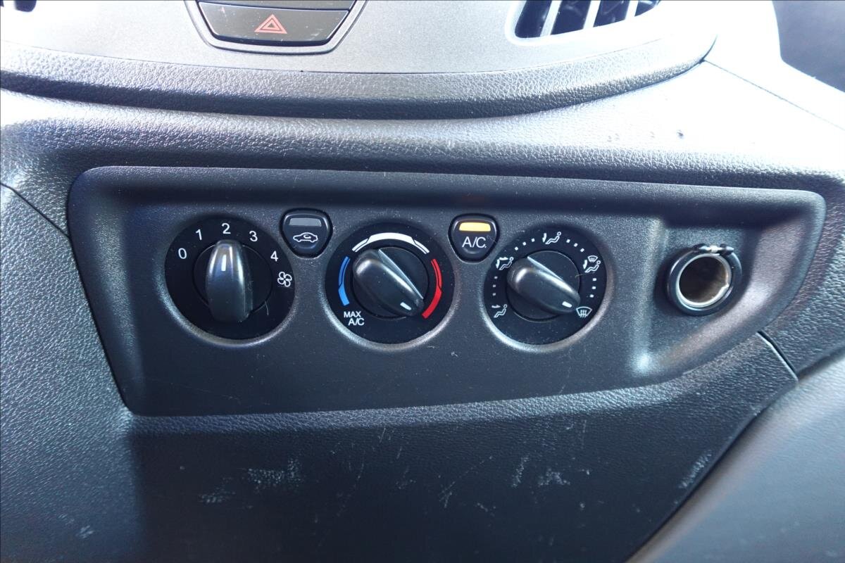 Ford Transit Valník 2,0 l 77 kw