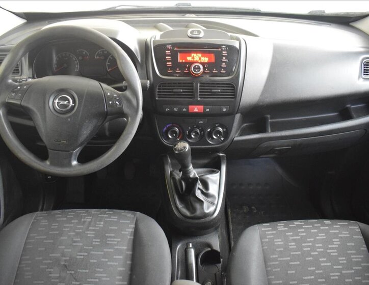 Opel Combo Ostatní 1,2 l 66 kw