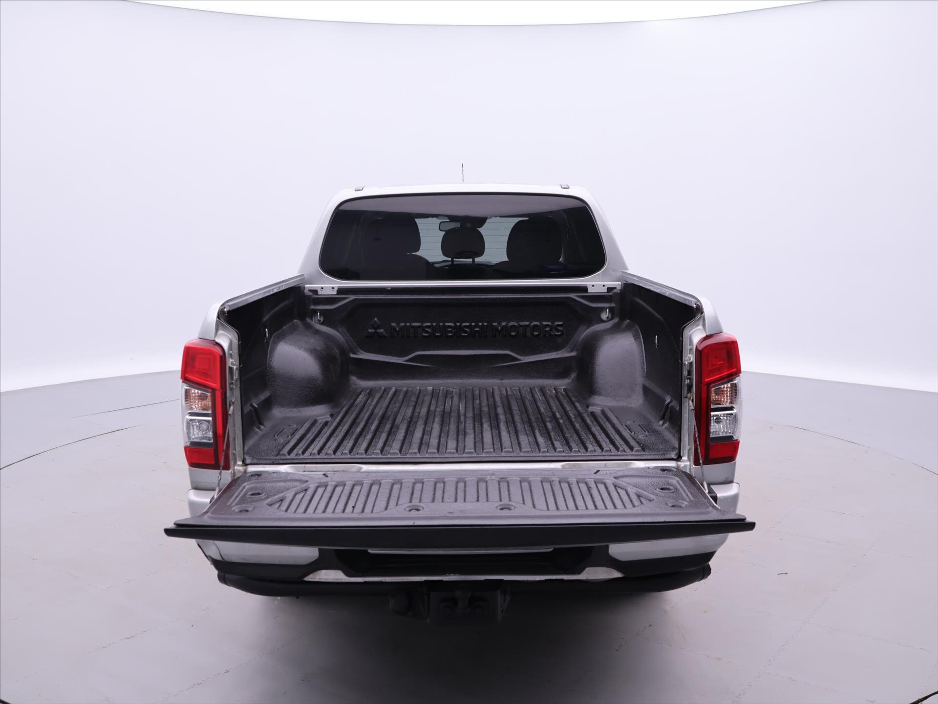 Mitsubishi L200 Pick-up 2,3 l 110 kw