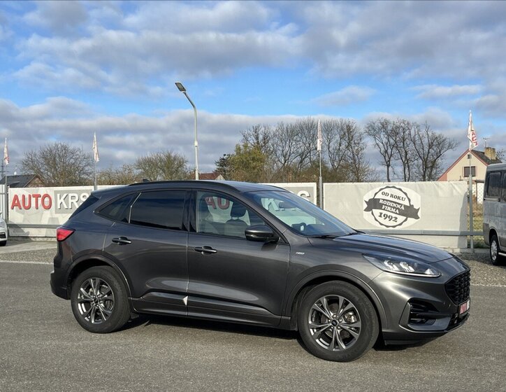 Ford Kuga Kombi 1,5 l 111 kw