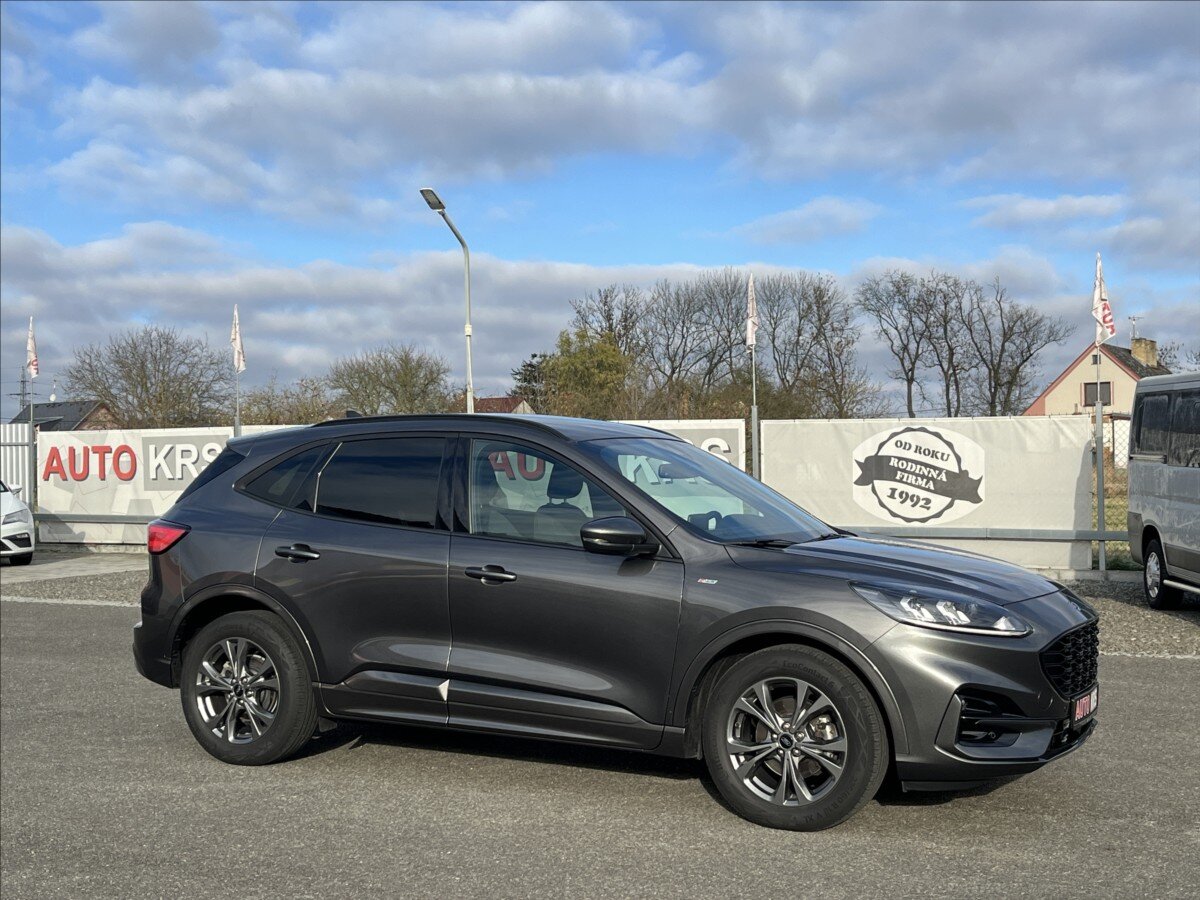 Ford Kuga Kombi 1,5 l 111 kw