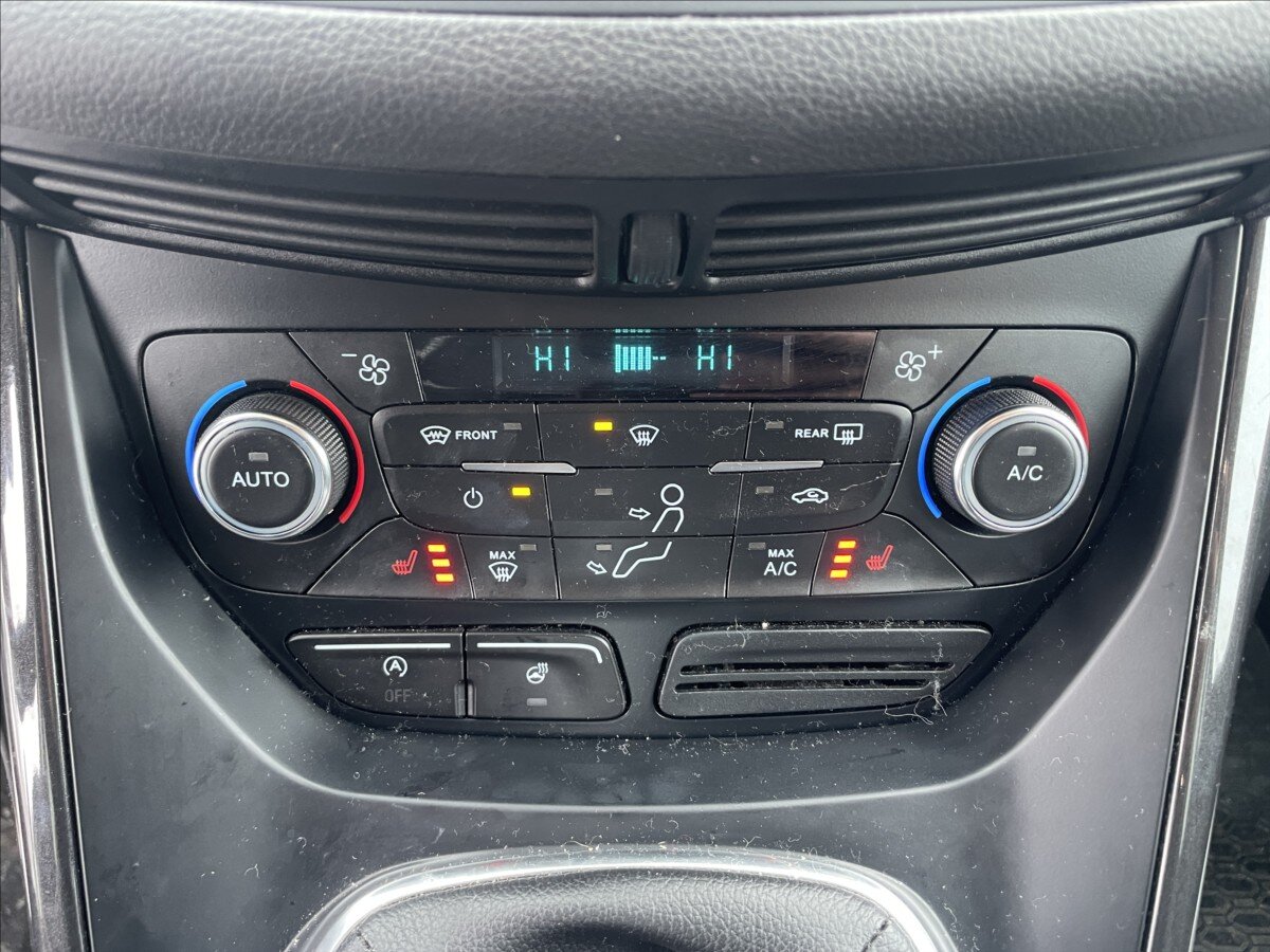 Ford Kuga SUV 1,5 l 110 kw