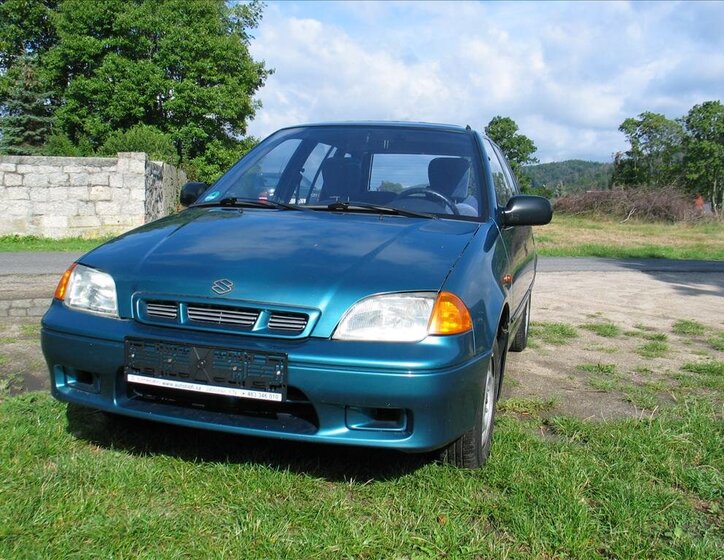 Suzuki Swift Hatchback 993,0 39 kw