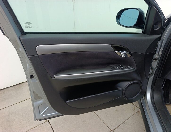 Fiat Croma Kombi 1,9 l 88 kw