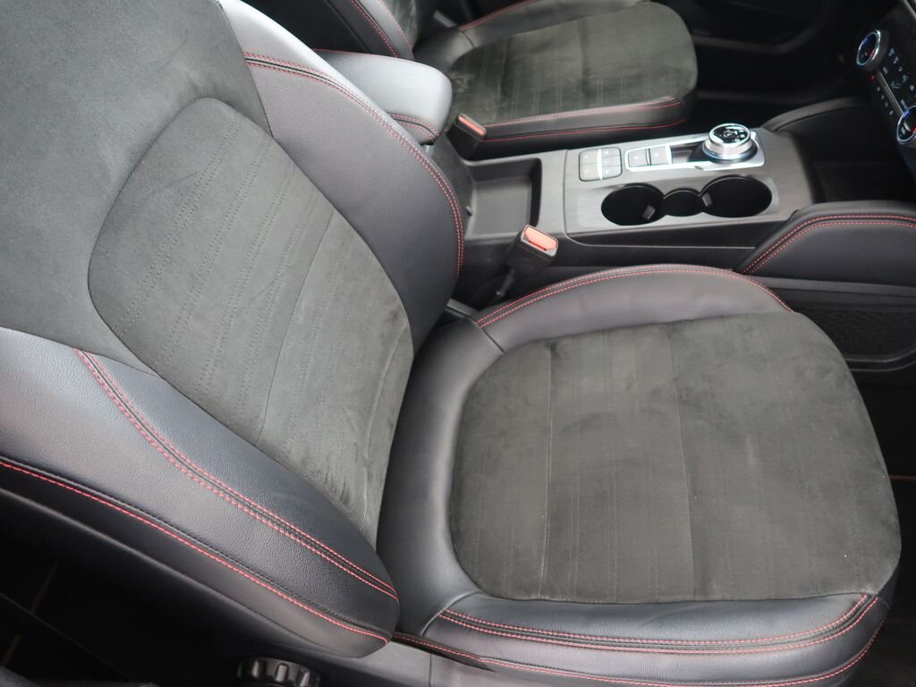 Ford Kuga SUV 2,5 l 112 kw