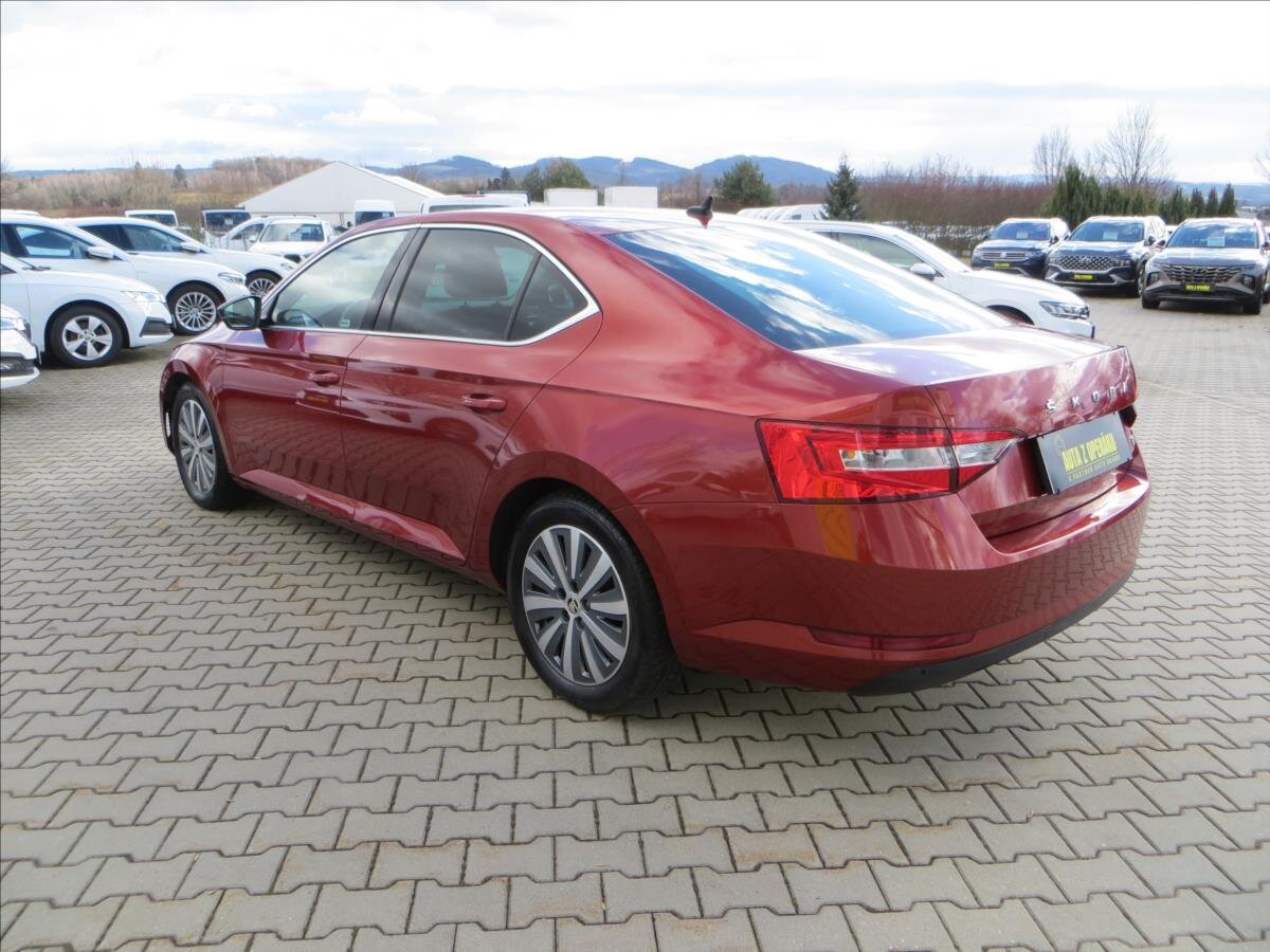 Škoda Superb Liftback 1,4 l 115 kw