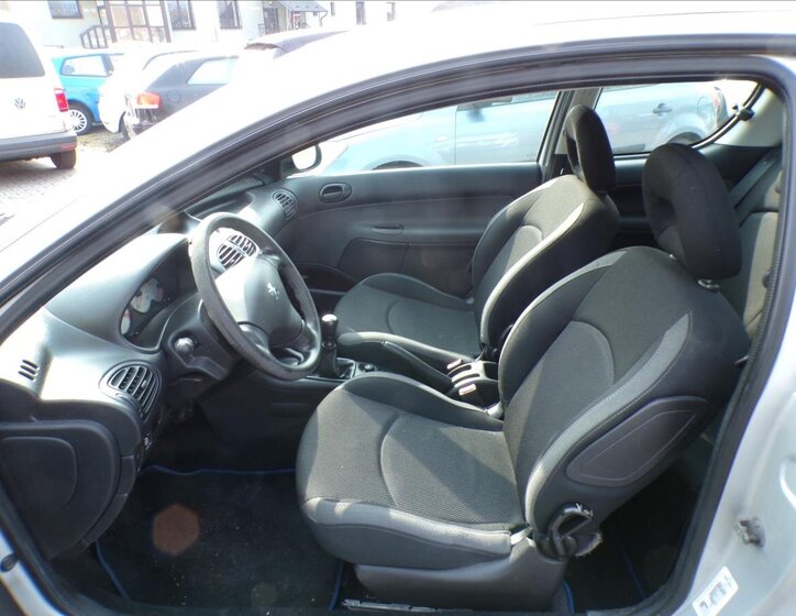 Peugeot 206 Hatchback 1,4 l 55 kw