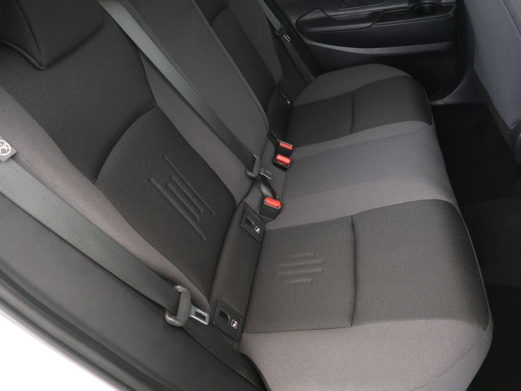 Toyota C-HR SUV 1,8 l 72 kw