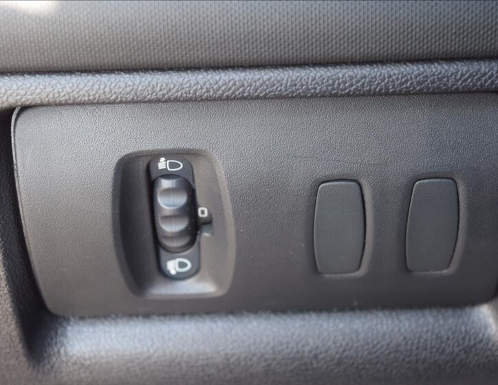 Renault Clio Kombi 1,1 l 74 kw