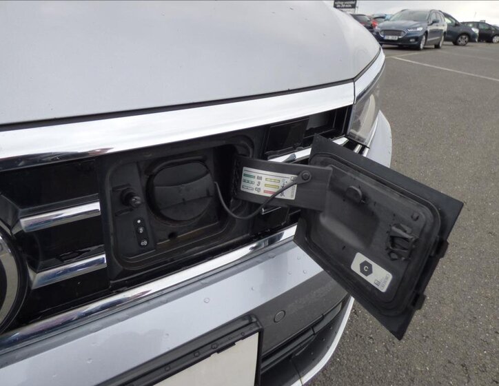 Volkswagen Passat Kombi 1,4 l 115 kw