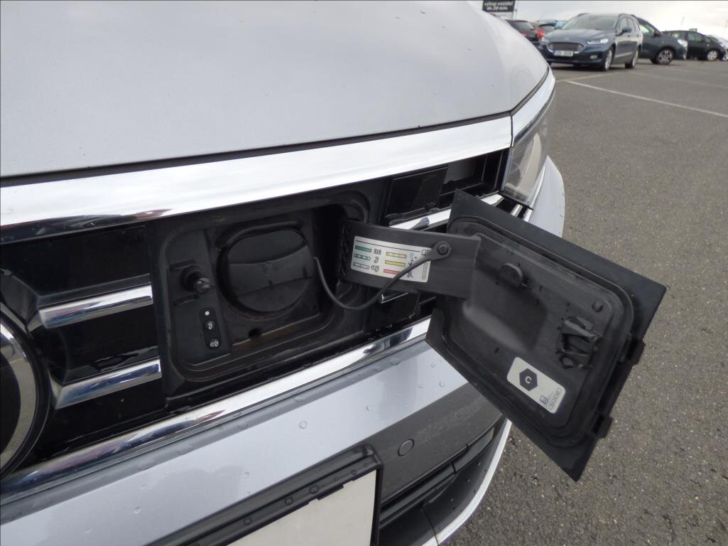 Volkswagen Passat Kombi 1,4 l 115 kw