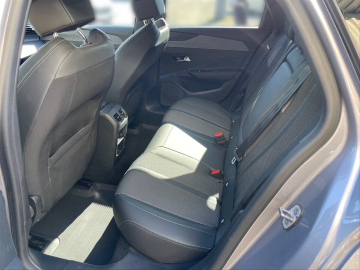 Peugeot 308 Kombi 1,2 l 96 kw