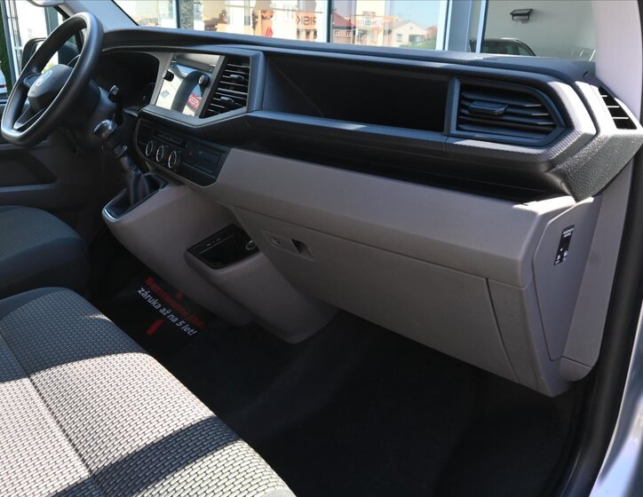 Volkswagen Transporter Skříň 2,0 l 81 kw