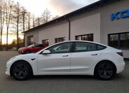 Tesla Model 3 Sedan / Limuzína 0,0 355 kw