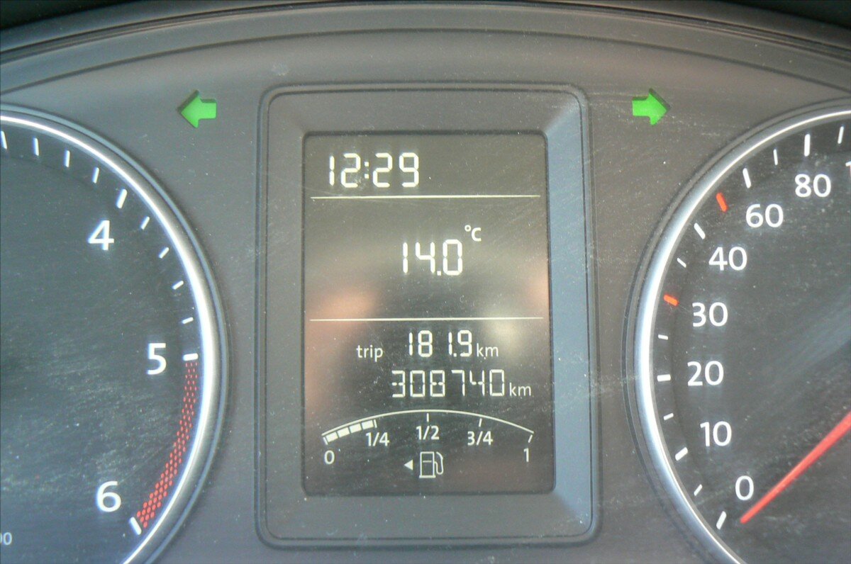 Volkswagen Transporter Sklápěč 2,0 l 103 kw