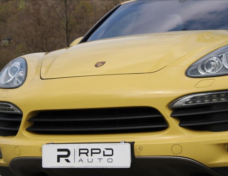 Porsche Cayenne SUV / Terénní 4,8 l 294 kw