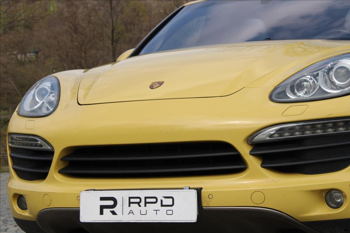 Porsche Cayenne SUV / Terénní 4,8 l 294 kw