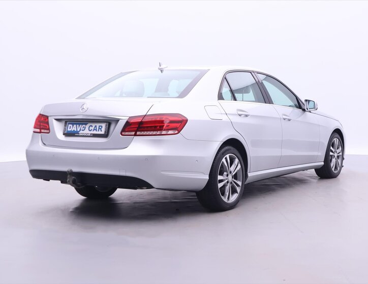 Mercedes-Benz Třídy E Sedan / Limuzína 3,5 l 245 kw